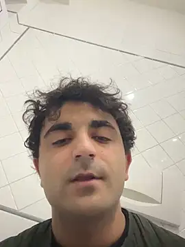 elia2711 online show from March 10, 2026, 12:09 pm