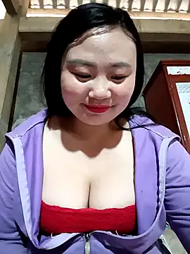 Snapshot of lisn-cute chatting on February 16, 2026, 4:44 am lisn-cute online show from February 16, 2026, 4:44 am