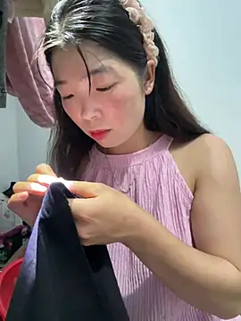 Snapshot of cuty_lusy chatting on July 16, 2026, 1:19 pm cuty lusy online show from July 16, 2026, 1:19 pm