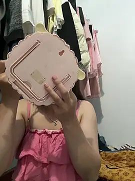 cuty lusy online show from May 31, 2026, 11:27 pm