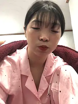 cuty lusy online show from March 7, 2026, 3:46 am