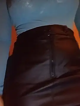 Lindagirlcum online show from February 16, 2026, 1:10 pm