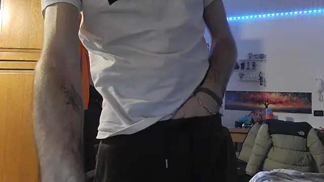 Snapshot of maestroboris95 chatting on March 1, 2026, 9:15 pm maestroboris95 online show from March 1, 2026, 9:15 pm