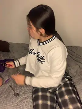 Damn  Love online show from April 10, 2026, 5:47 am