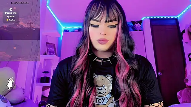 Danna xz online show from March 25, 2026, 6:40 pm