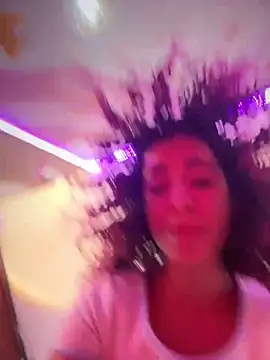 Woo isDaphne online show from March 14, 2026, 11:11 pm