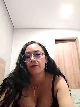 Salma-sweet online show from May 27, 2026, 2:41 am