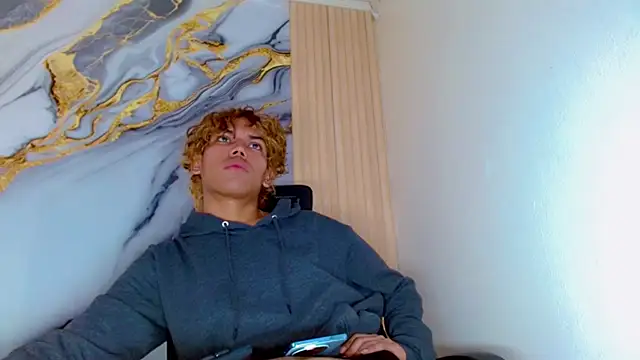 DaviidBuckx  online show from April 5, 2026, 2:24 pm