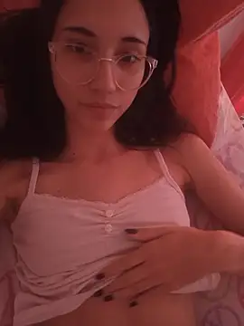 Snapshot of isaaabelaaa chatting on February 9, 2026, 4:38 pm isaaabelaaa online show from February 9, 2026, 4:38 pm