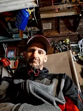 Chase3647 online show from April 18, 2026, 3:20 am