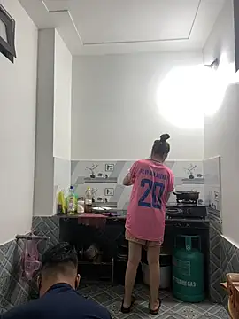 Snapshot of huyenzz chatting on February 26, 2026, 11:32 am huyenzz online show from February 26, 2026, 11:32 am