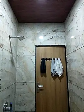 Sam03s online show from April 4, 2026, 11:39 am