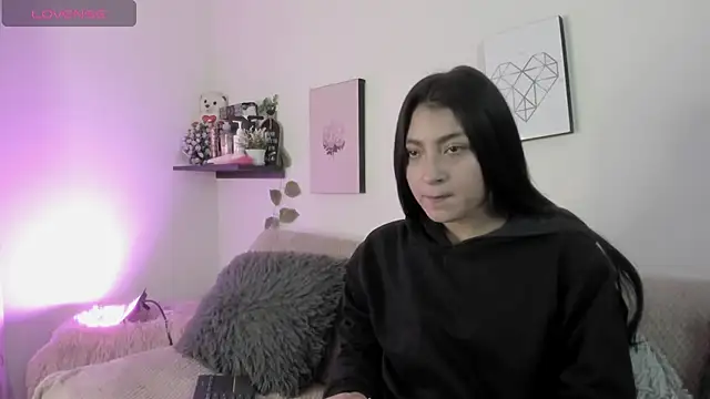 Alexaalove 1 online show from February 17, 2026, 12:35 pm