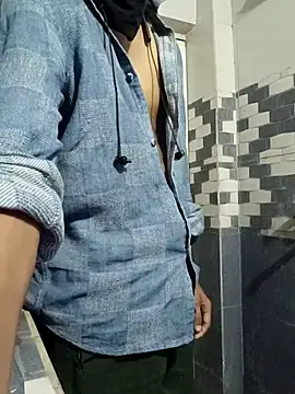 hotyboy 89 online show from April 6, 2026, 1:12 pm