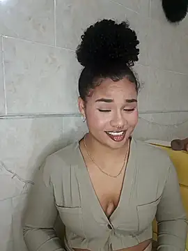 BrianaSweetxxx online show from March 22, 2026, 3:21 am