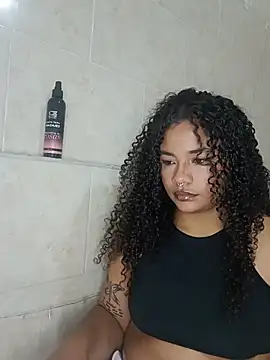 BrianaSweetxxx online show from May 16, 2026, 4:00 am