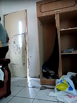 Snapshot of Rough-Big-Djay chatting on February 26, 2026, 3:12 pm Rough-Big-Djay online show from February 26, 2026, 3:12 pm