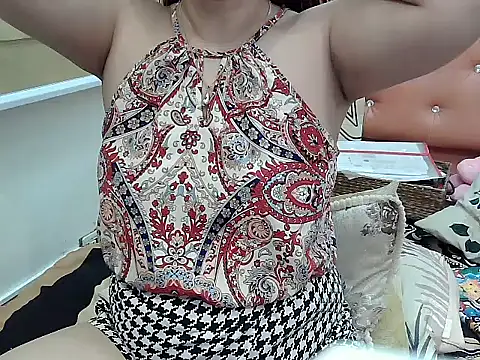 Snapshot of Sexybabe42 chatting on July 23, 2026, 7:32 pm Sexybabe42 online show from July 23, 2026, 7:32 pm