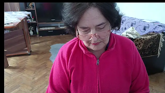 Snapshot of xMaryxAnne chatting on February 21, 2026, 8:16 am xMaryxAnne online show from February 21, 2026, 8:16 am