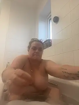 Piper Milf 36 online show from March 5, 2026, 5:09 pm