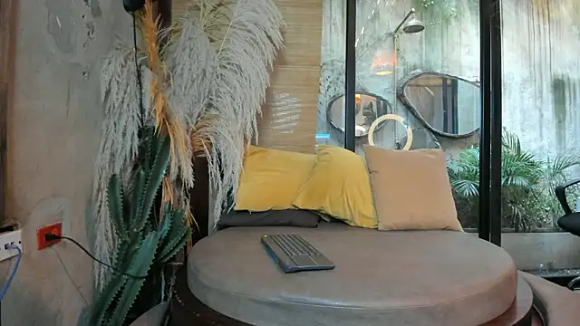 Snapshot of sophieBlair_ chatting on February 26, 2026, 7:14 pm sophieBlair online show from February 26, 2026, 7:14 pm