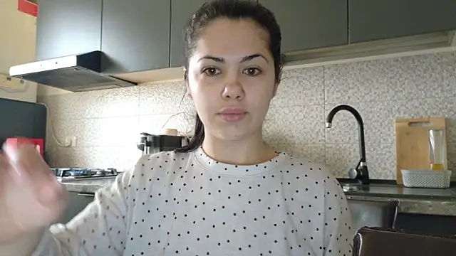 Sofimoon26 online show from February 14, 2026, 9:53 am