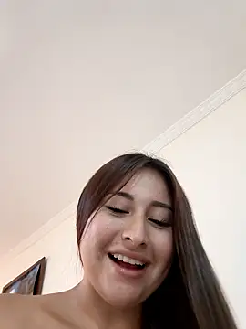 JuliettaArlet online show from April 1, 2026, 1:52 pm