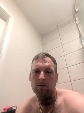 dave32000 online show from February 23, 2026, 11:16 pm