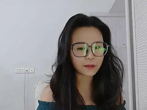 Snapshot of yunchui0101 chatting on February 23, 2026, 5:52 am yunchui0101 online show from February 23, 2026, 5:52 am