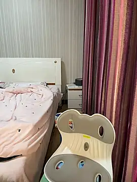 A-cola online show from April 17, 2026, 1:36 pm