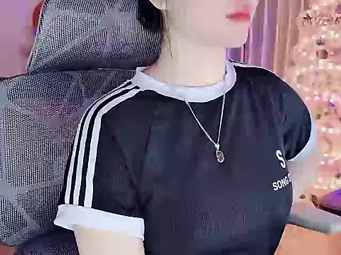 Snapshot of Agnelyn___ chatting on March 1, 2026, 3:17 am Agnelyn online show from March 1, 2026, 3:17 am