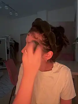 ValeriaVenom online show from February 22, 2026, 7:44 am