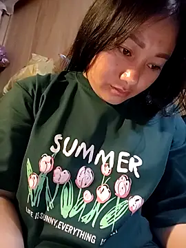 Snapshot of HUONG19999 chatting on February 28, 2026, 3:11 pm HUONG19999 online show from February 28, 2026, 3:11 pm