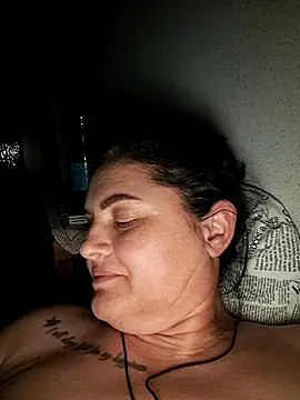 Snapshot of Sony28v chatting on February 16, 2026, 8:29 pm Sony28v online show from February 16, 2026, 8:29 pm