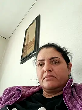 Snapshot of Sony28v chatting on February 17, 2026, 8:33 am Sony28v online show from February 17, 2026, 8:33 am