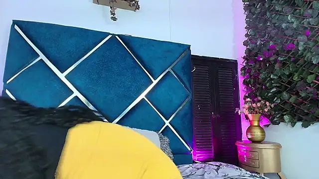 AlexaRousse4u online show from April 18, 2026, 2:58 am