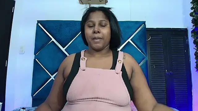 Snapshot of AlexaRousse4u chatting on June 15, 2026, 11:15 pm AlexaRousse4u online show from June 15, 2026, 11:15 pm
