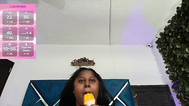 AlexaRousse4u online show from May 28, 2026, 2:19 am