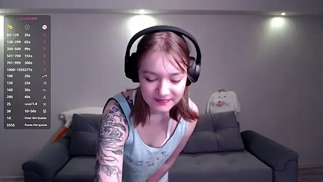 Snapshot of Mirrrra1 chatting on February 28, 2026, 9:47 pm Mirrrra1 online show from February 28, 2026, 9:47 pm