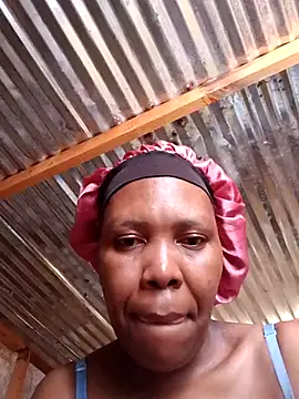 lovemore29 online show from February 11, 2026, 10:48 am