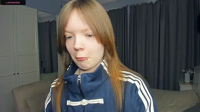 LavenderMitten online show from March 23, 2026, 6:13 am