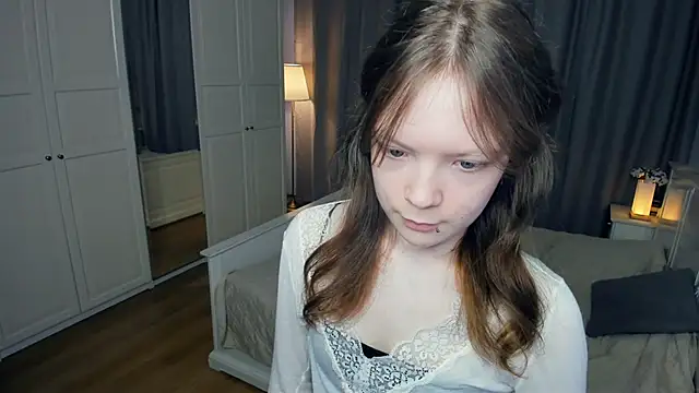 LavenderMitten online show from March 2, 2026, 7:15 am