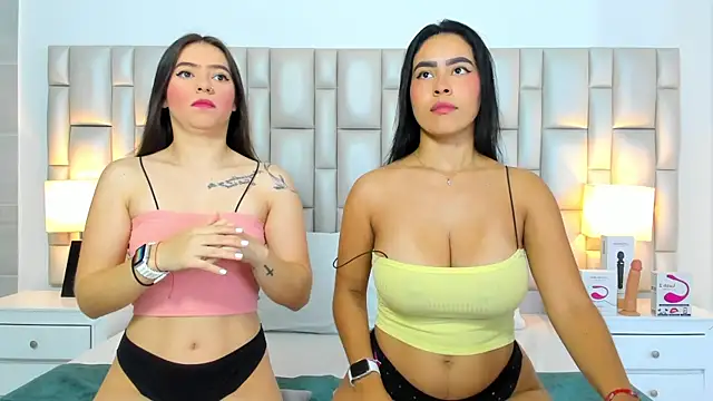 Snapshot of paola_katy_dicks chatting on January 17, 2026, 1:37 pm paola katy dicks online show from January 17, 2026, 1:37 pm