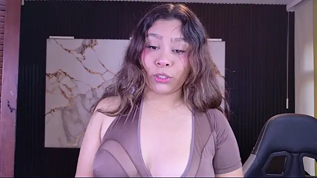 Sophie19   online show from March 7, 2026, 12:10 pm