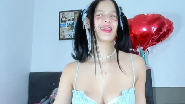 Snapshot of catalina_santana4 chatting on February 27, 2026, 2:45 am catalina santana4 online show from February 27, 2026, 2:45 am