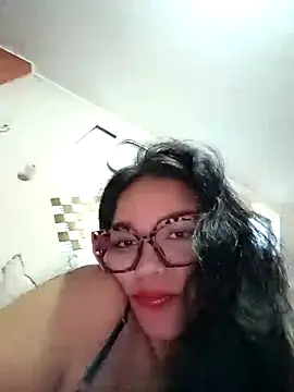 Snapshot of samantha-691 chatting on February 19, 2026, 11:29 am samantha-691 online show from February 19, 2026, 11:29 am