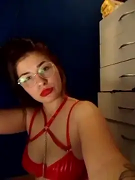 Luna33- online show from February 18, 2026, 3:48 am