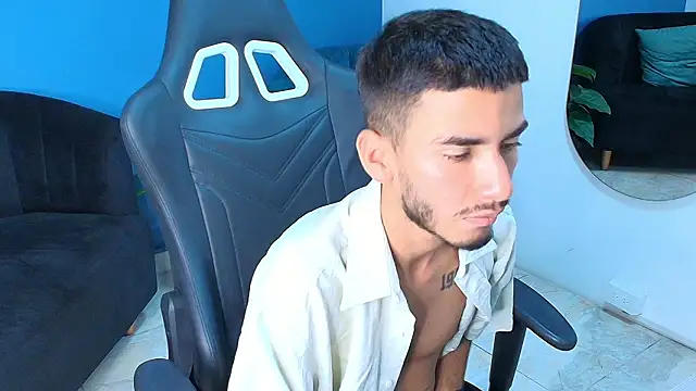 Snapshot of Noah-JONES chatting on February 27, 2026, 3:18 am Noah-JONES online show from February 27, 2026, 3:18 am