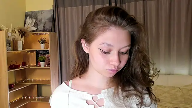 HolliBillig online show from April 7, 2026, 7:04 pm