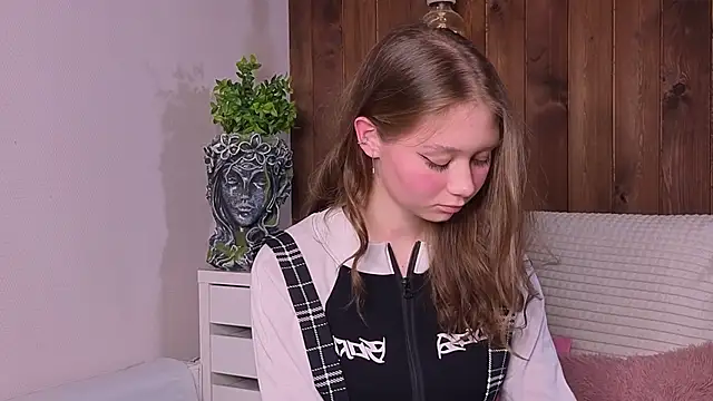 HolliBillig online show from February 11, 2026, 8:20 pm